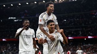 2-0: El Madrid cierra el año con victoria y récord de Mbappé