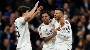 2-0: El Madrid cierra el año con victoria y récord de Mbappé