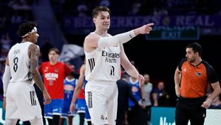 131-123: El líder se impone en la prórroga con un partidazo de Hezonja