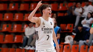 86-82: El Real Madrid se impone al Barça y conquista la primera Liga U de la historia
