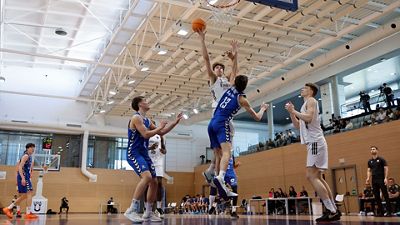86-82: El Real Madrid vence al Burgos en la Liga U