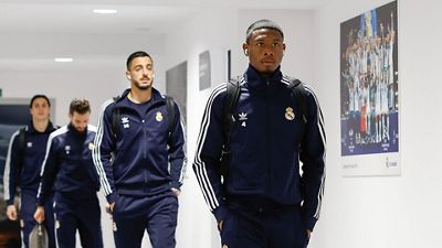 Así fue la llegada del Real Madrid al Santiago Bernabéu antes de medirse al Granada