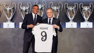 Mbappé signe son contrat avec le Real Madrid