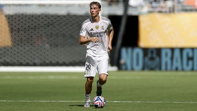 Huijsen débute avec le Real Madrid