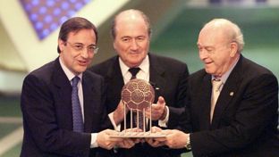 Hace 25 años el Real Madrid fue elegido Mejor Club del Siglo XX