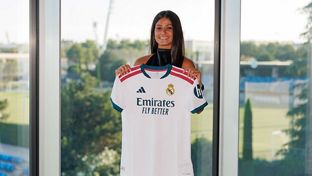 Noe Bejarano, nueva jugadora del primer equipo femenino