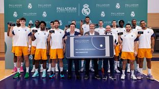 El Real Madrid recibe las tarjetas del programa de fidelización Palladium Rewards