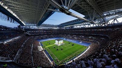 Vive la final de la Champions en el Santiago Bernabéu