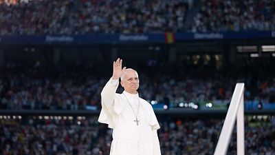 استضاف ملعب البرنابيو لقاء البابا ليون الرابع عشر مع مجتمع أبرشية مدريد