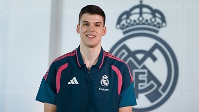 Pradilla: “Quiero ayudar al equipo a estar arriba y pelear por todos los títulos”