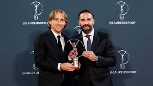 O Real Madrid recebe o Prêmio Laureus de Equipe do Ano