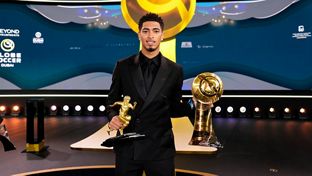 Bellingham, Prix Globe Soccer le meilleur milieu de terrain de 2024