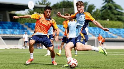 The Under-19s begin pre-season training