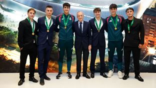 The president with the European Under-19 champions