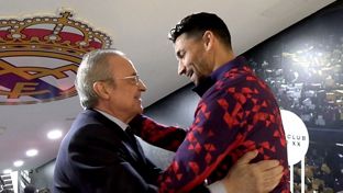 Homenaje a Jesús Navas en el Santiago Bernabéu