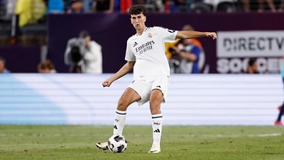 Jacobo Ramón, Obrador y Lorenzo debutaron con el Real Madrid