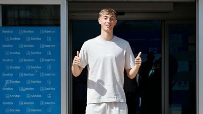 Reconocimiento médico de Huijsen 