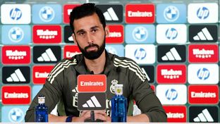 Arbeloa: "Solo tenemos en la cabeza ganar ante el Elche"