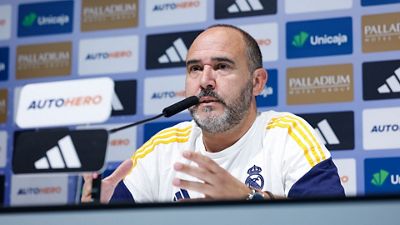 Chus Mateo: "We have to keep up our level for as long as necessary to win the title"