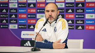 Chus Mateo: "To beat Olympiacos, we have to play close to perfection"