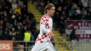 0-2: Modrić lidera a Croacia en el triunfo ante Letonia
