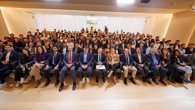 Casillas y Carlos Sainz, en la tercera jornada de la Semana Blanca