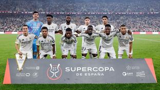 Onces iniciales del Real Madrid y del Barcelona
