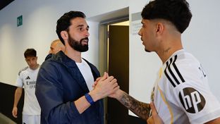 Arbeloa, con el Juvenil antes del partido de la Youth League