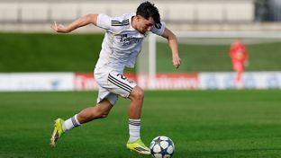 Starting lineup for Juvenil A against PSG