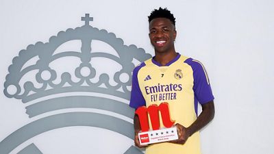 Vini Jr. named Mahou Cinco Estrellas player for January