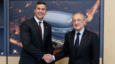 Florentino Pérez welcomes the President of Paraguay to Real Madrid City
