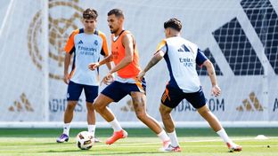 シウダー・レアル・マドリードでフィジカルとボールを使ったトレーニング