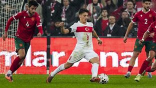 2-0: Arda Güler destaca en la victoria de Turquía frente a Bulgaria