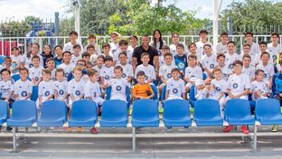Baptista visitó la escuela de la Fundación en Chihuahua