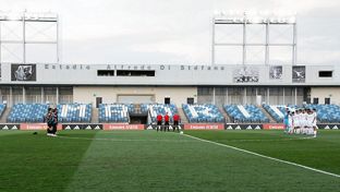 Minuto de silencio en el Di Stéfano