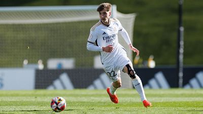 Once inicial del Castilla contra el Recreativo Granada