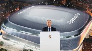 فلورنتينو بيريز يترأس مأدبة عيد الميلاد مع الصحفيين