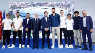 Ancelotti: “Nacho siempre se quedará en el corazón del Madrid”