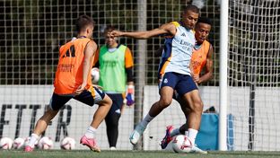 El Real Madrid continúa preparando el partido contra el Valladolid 