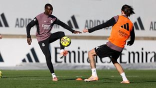 الفريق يجري جلسته التدريبية الأخيرة هذا العام