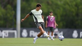  Último entrenamiento antes de medirse al PSG