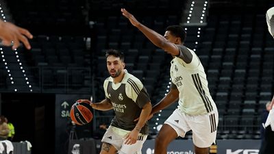Último entrenamiento antes del partido contra el Valencia Basket