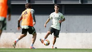 El Castilla prepara el partido ante el Pontevedra