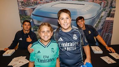 Brahim y Carlos Espí, protagonistas en la sesión de firmas en Barcelona