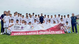 El Ayuntamiento de Cojasca (Rumanía) recibe a los beneficiarios de la escuela que abrirá allí la Fundación