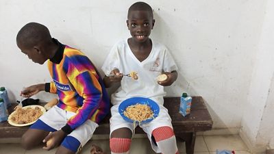 La Fundación mantiene proyectos de ayuda humanitaria a través del deporte en África, Oriente Medio y zonas en conflicto