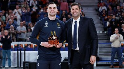 Hezonja recibió el MVP de diciembre en la Euroliga