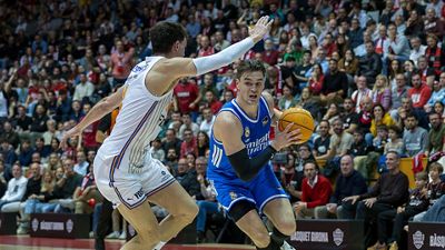 93-95: El Real Madrid consigue en Girona su décima victoria consecutiva en la Liga