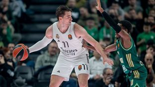 82-81: Derrota en Atenas