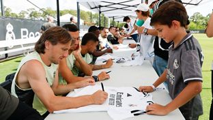 Players greet fans in Florida